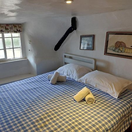 Stable Cottage - Sleeps 6, Near Lulworth Cove Dorchester Kültér fotó