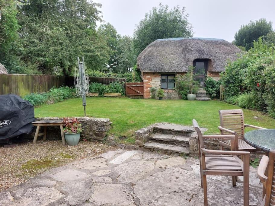 Stable Cottage - Sleeps 6, Near Lulworth Cove Dorchester Kültér fotó